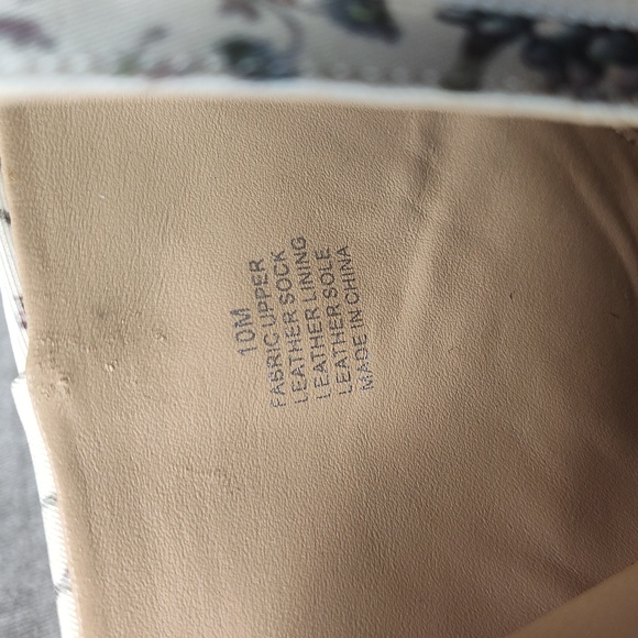 Antonio Melani Floral Print Booties - Picture 10 of 10